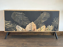 Charger l'image dans la galerie, Buffet Flora en bois de manguier