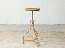 Charger l'image dans la galerie, Tabouret Rana
