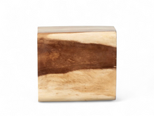 Charger l'image dans la galerie, Cube en bois de Suar massif