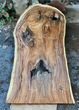 Charger l'image dans la galerie, Slab (98") bois de Suar Live Edge