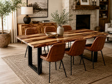Charger l'image dans la galerie, Table à diner en bois de rose Live edge