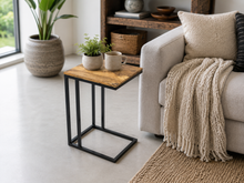 Charger l'image dans la galerie, Table d’appoint en manguier