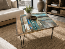 Charger l'image dans la galerie, table a cafe en bois recycle colore