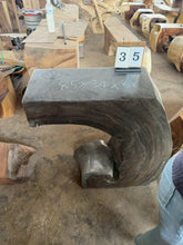 Charger l'image dans la galerie, Console (tronc) en bois de Suar