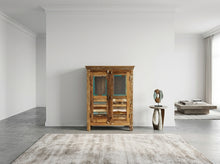 Charger l'image dans la galerie, Cabinet Bikaner en bois recyclé — vue de face