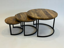 Charger l&#39;image dans la galerie, Table à café gigogne ronde en bois et métal