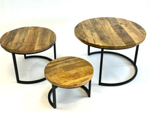 Charger l&#39;image dans la galerie, Table à café gigogne ronde en bois et métal
