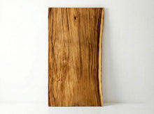 Charger l'image dans la galerie, slab live edge en bois de Suar massif 1.80 mètre