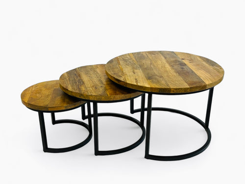 Round nesting coffee table in wood and metal