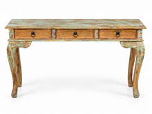 Load image into Gallery viewer, Console à trois tiroirs en bois patiné turquoise, tiroirs encadrés de rouge