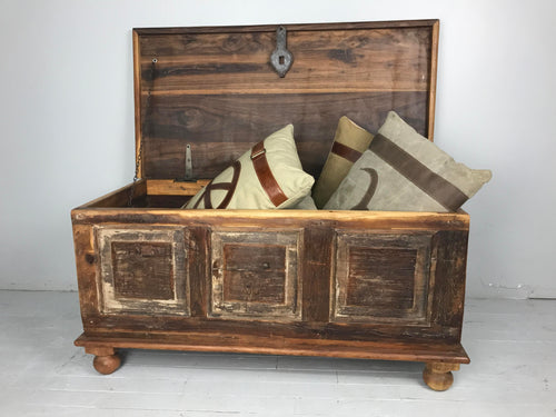 Coffre Antique