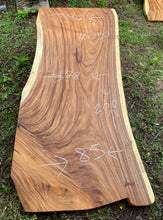 Charger l&#39;image dans la galerie, Slab (80&quot;) bois de Suar Live Edge