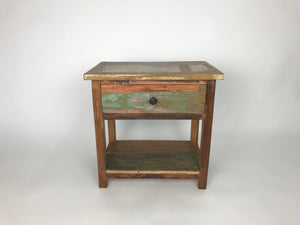 Nasta bedside table