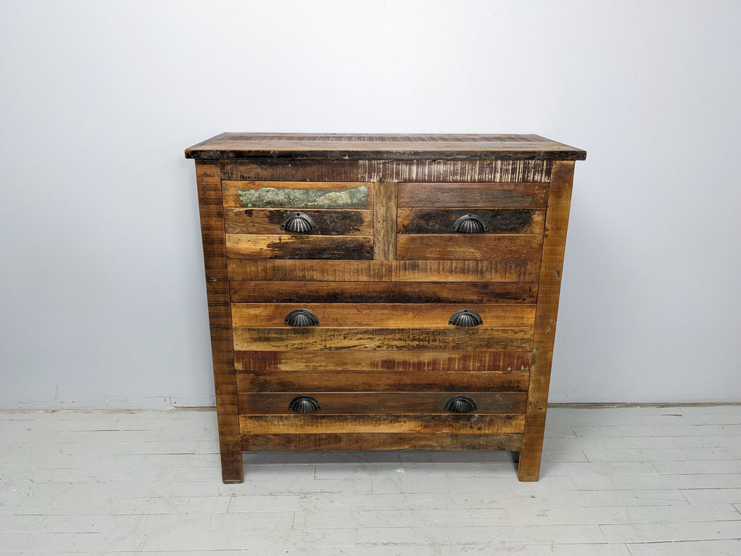 Chest of 4 drawers in recycled wood