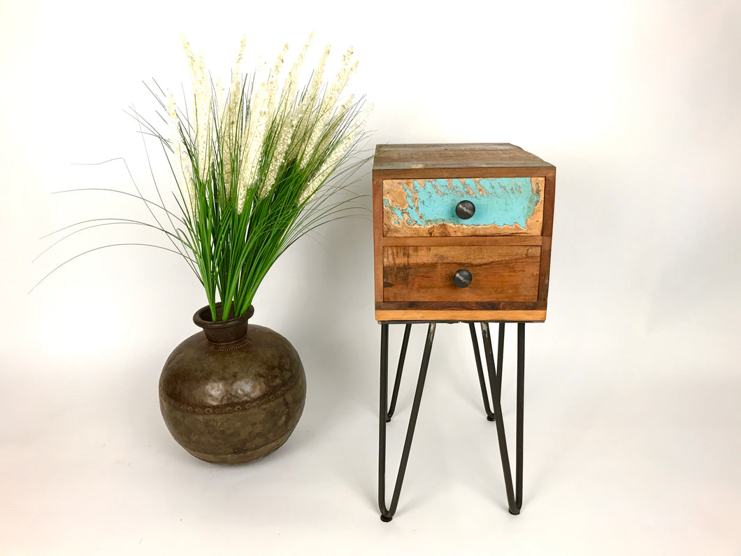 Dema bedside table