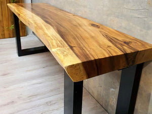 Banc en bois de suar live edge