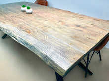 Load image into Gallery viewer, Acacia dining table - Limited edition - dark wash